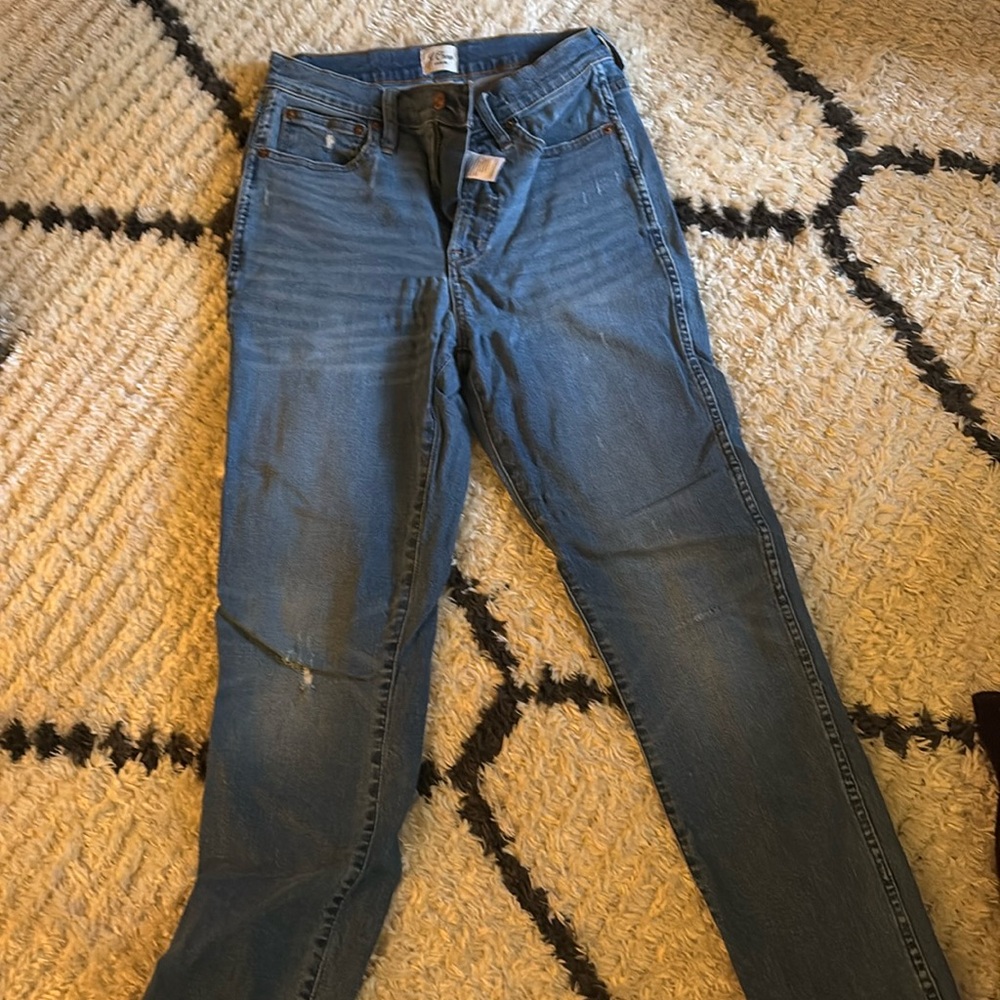 Vintage straight Jcrew Jeans in distressed light wash (size 26)